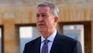 Bakan Akar'dan şehit asker için taziye mesajı