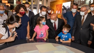 Başkan Soyer İzmirlileri İstiklal Sergisi’ne davet etti
