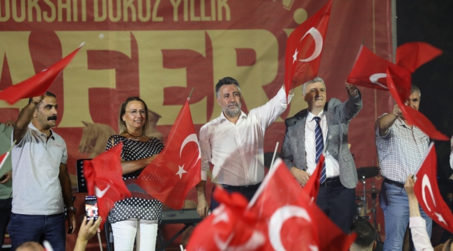 Binlerce yürek bir oldu, 30 Ağustos coşkusunu Bayraklı sokaklarına taşıdı