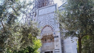 TARİHİ İSABEY CAMİ MİNARESİ YIKILMAK ÜZERE