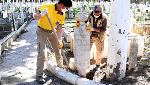 Tarihi mezar taşları Kuşadası geçmişine ışık tutacak