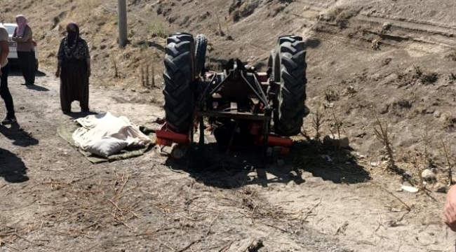 traktör devrildi: 1 ölü, 1 yaralı
