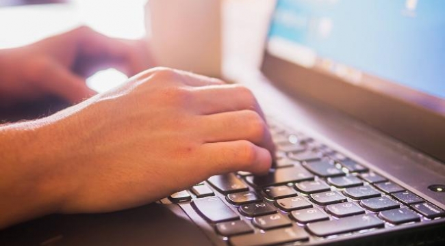 Türkiye'de internet kullanım oranı yüzde 82,6'ya yükseldi