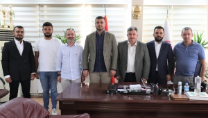 AK PARTİ GENÇLİK KOLLARI GENEL BAŞKANI EYYÜP KADİR İNAN KINIK'TA COŞKUYLA KARŞILANDI