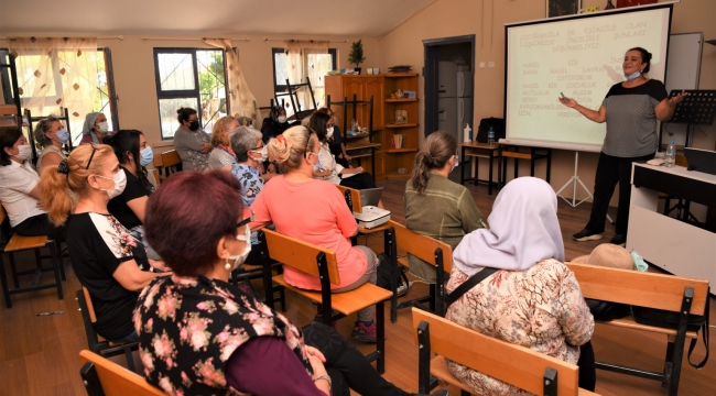 Bornova’da Anne-Baba Okulu