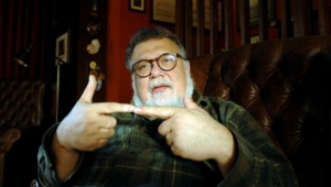 Celal Şengör'den skandal sözler: Eteğini kaldırıp tokat attım! Sosyal medyada büyük tepki