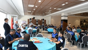 Karabağlar'da zabıtaya 195. yıl kutlaması