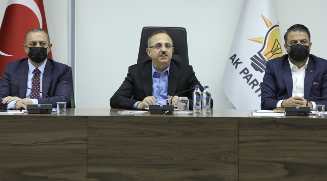 AK Parti İzmir vites artırıyor