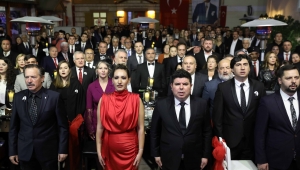Buca’da cumhuriyetin 98’inci yılına özel gece