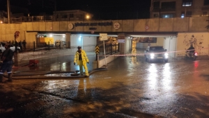 Şiddetli Yağmur'da Başkan ve Ekibi Görev Başında