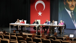 Batur, kasım ayı meclisinde açıkladı: Duruşumuz belli, vazgeçmek yok