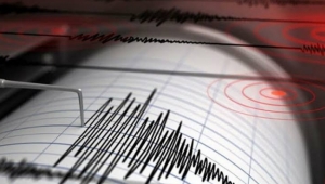 İzmir'de 5,1 büyüklüğünde deprem