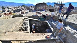İzmir’deki arkeolojik kazıda DNA laboratuvarı kuruldu