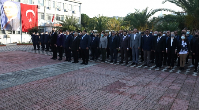 KINIK’TA ATATÜRK ANMA TÖRENİ GERÇEKLEŞTİ