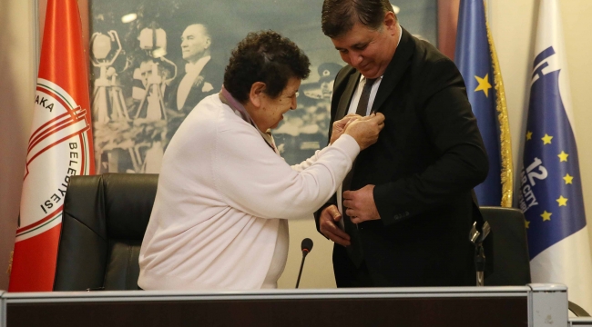 29 Ekim Kadınları, Zübeyde Anne’nin huzurunda!
