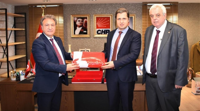 Başkan İduğ ve Çapın’dan Yücel’e hayırlı olsun ziyareti 