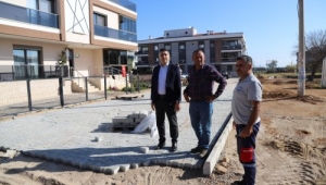 Başkan Kayalar: Menderes’te Yenilenmeyen Yol Kalmayacak