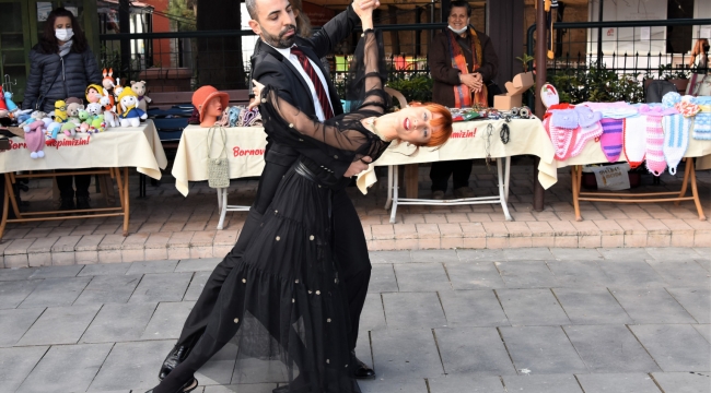 Bornova’da ‘Yeni Yıl Hediyelik Eşya Günleri’ başladı