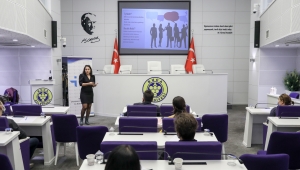 Buca’da öz geçmiş hazırlama ve mülakat teknikleri anlatıldı
