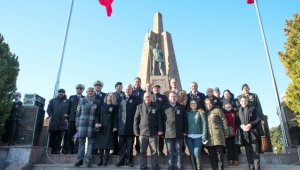 Menemen Şehitlerini Unutmadı