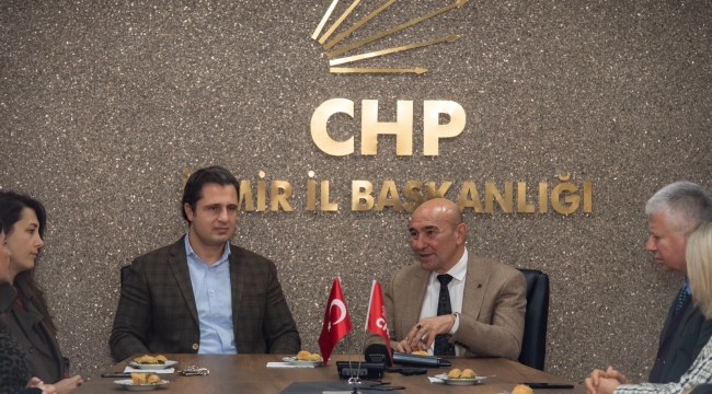 Başkan Soyer’den yeni yılın ilk ziyareti CHP İl Başkanlığı’na
