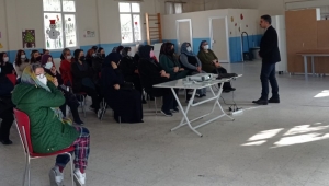 Konak, ailelere yönelik eğitim programı başlattı