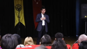 Mikrofon Bucalı öğrencilerde