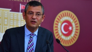 Özgür Özel: Kılıçdaroğlu'na hakaret ettirilen çocuğun Soylu'yla fotoğrafı var