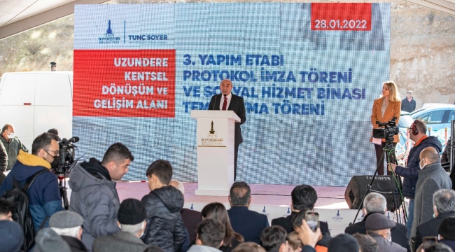 Soyer: Önümüze konan tüm engelleri aşıyoruz