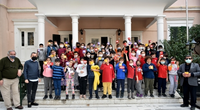 Bornova'da atalık tohumlar çocuklarla geleceğe taşınacak