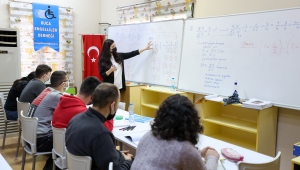 Buca’da EKPSS hazırlık kursları başladı