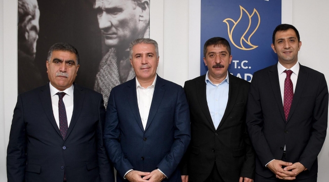 CHP KARS İL BAŞKANI TORAMAN'DAN BAŞKAN YARDIMCISI TURAN'A GEÇMİŞ OLSUN ZİYARETİ