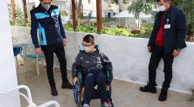DORUK BURGAZ, TEKERLEKLİ SANDALYESİNE KAVUŞTU