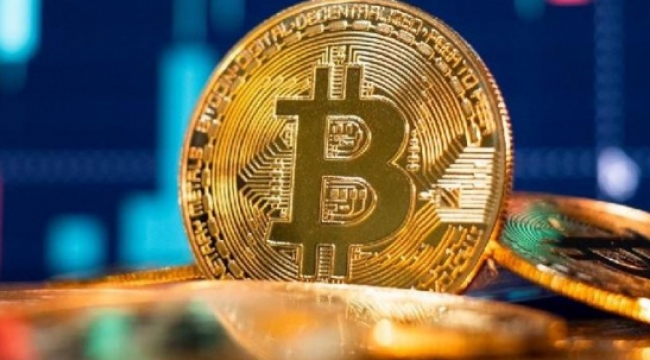 Kriptoya Ukrayna çelmesi: Bitcoin sert düştü