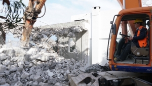 Bodrum'da Kaçak Yapılar Yıkılmaya Devam Ediyor