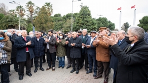 İzmir'de sahipsiz sokak köpekleri için rehabilitasyon hizmeti başladı