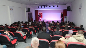 KINIK’TA 12 MART İSTİKLAL MARŞININ KABULÜNÜN 101. YIL DÖNÜMÜ NEDENİYLE PROGRAM DÜZENLENDİ
