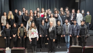 Konak’ın Gençlik Meclisi ilk toplantısını gerçekleştirdi