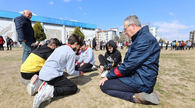 Nesiller, sokak oyunlarında buluştu