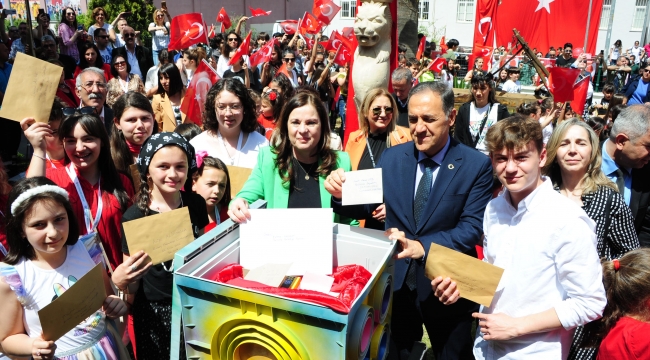 Balçova’da masal gibi 23 Nisan Şenliği