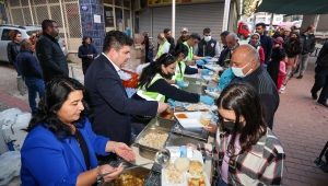 Buca Belediyesi’nden 2 bin kişilik iftar yemeği