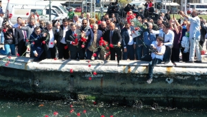 Dünya Roman Günü’ne Konak’ta renkli kutlama
