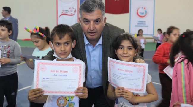 GELENEKSEL ÇOCUK OYUNLARI VE İLKOKUL FİZİKSEL ETKİNLİKLERİNİ KINIK’TA GERÇEKLEŞTİ