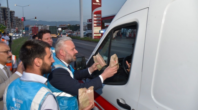 MENEMEN’DE İFTARA 5 KALA 