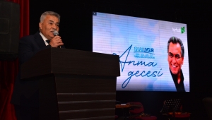 Başkan Uygur vefatının birinci yılında türkülerle anıldı