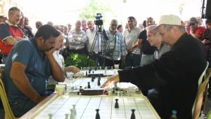 Bornova'da dama heyecanı