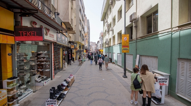 Bornova Sokağı artık yayaların 