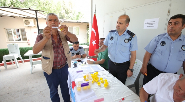 Bayraklı’da kurban satış yerleri kurası çekildi