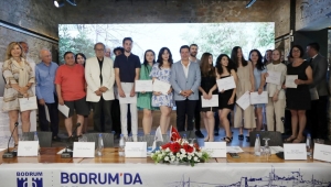 İki Meydan Bir Cadde