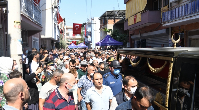Bornovalı şehit Batuhan Şimşek mahallesinde dualarla uğurlandı